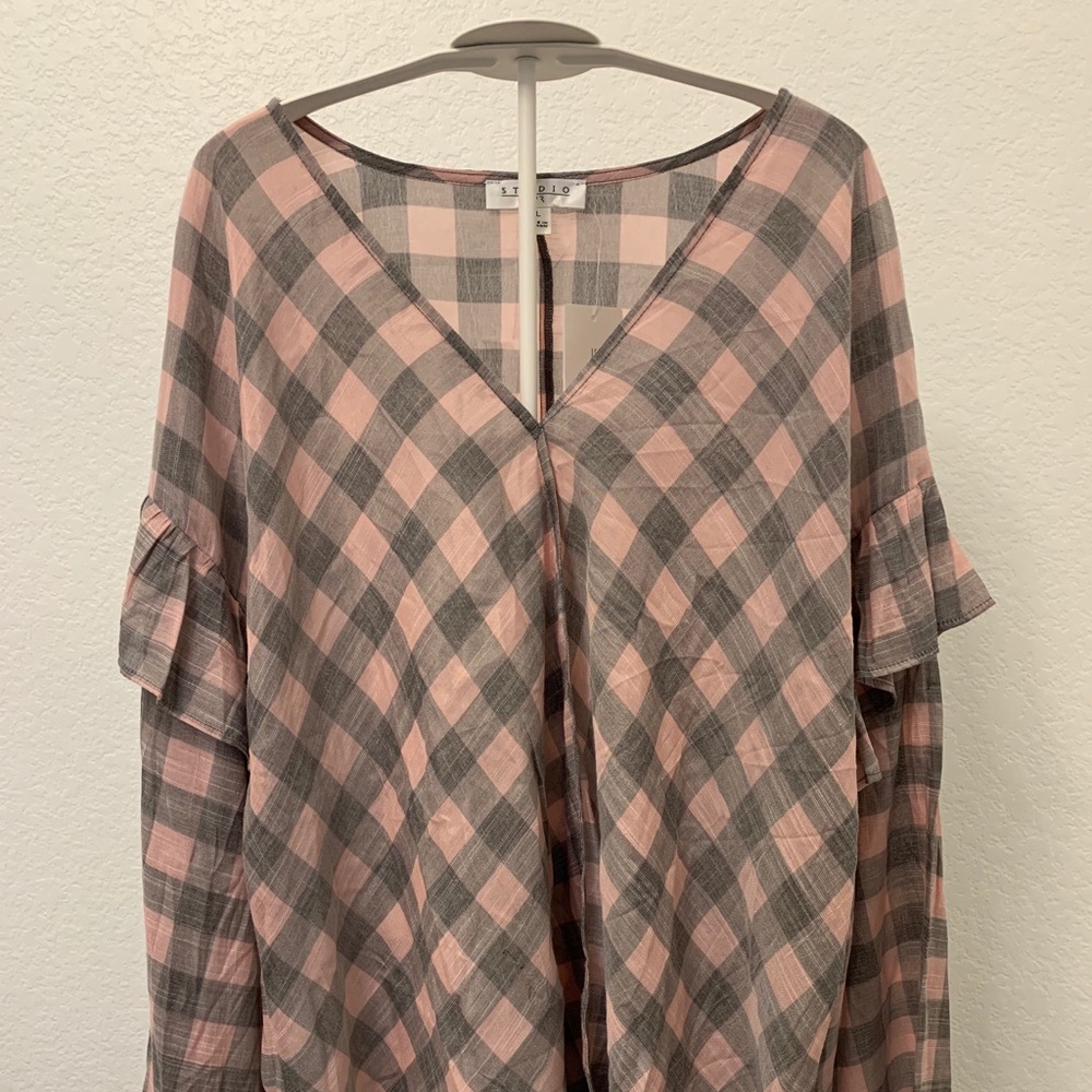Studio JPR pink and gray plaid long sleeve blouse.